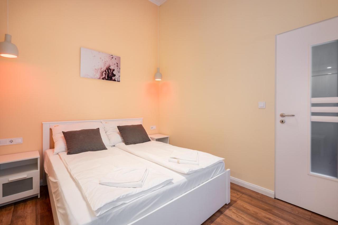 K87- Boutique Apartments, Best Location. By Bqa Budapest Bilik gambar